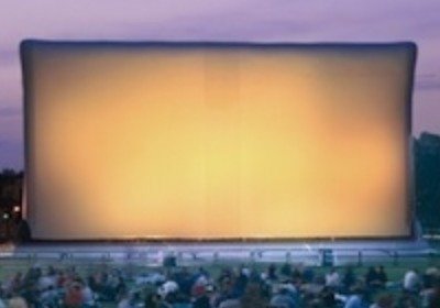 Cinéma Plein Air – Une Soirée sous les Étoiles ✨